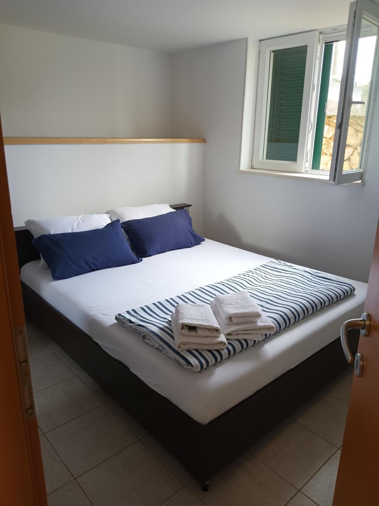 Apartments With A Parking Space Marina, Trogir - 11554 外观 照片